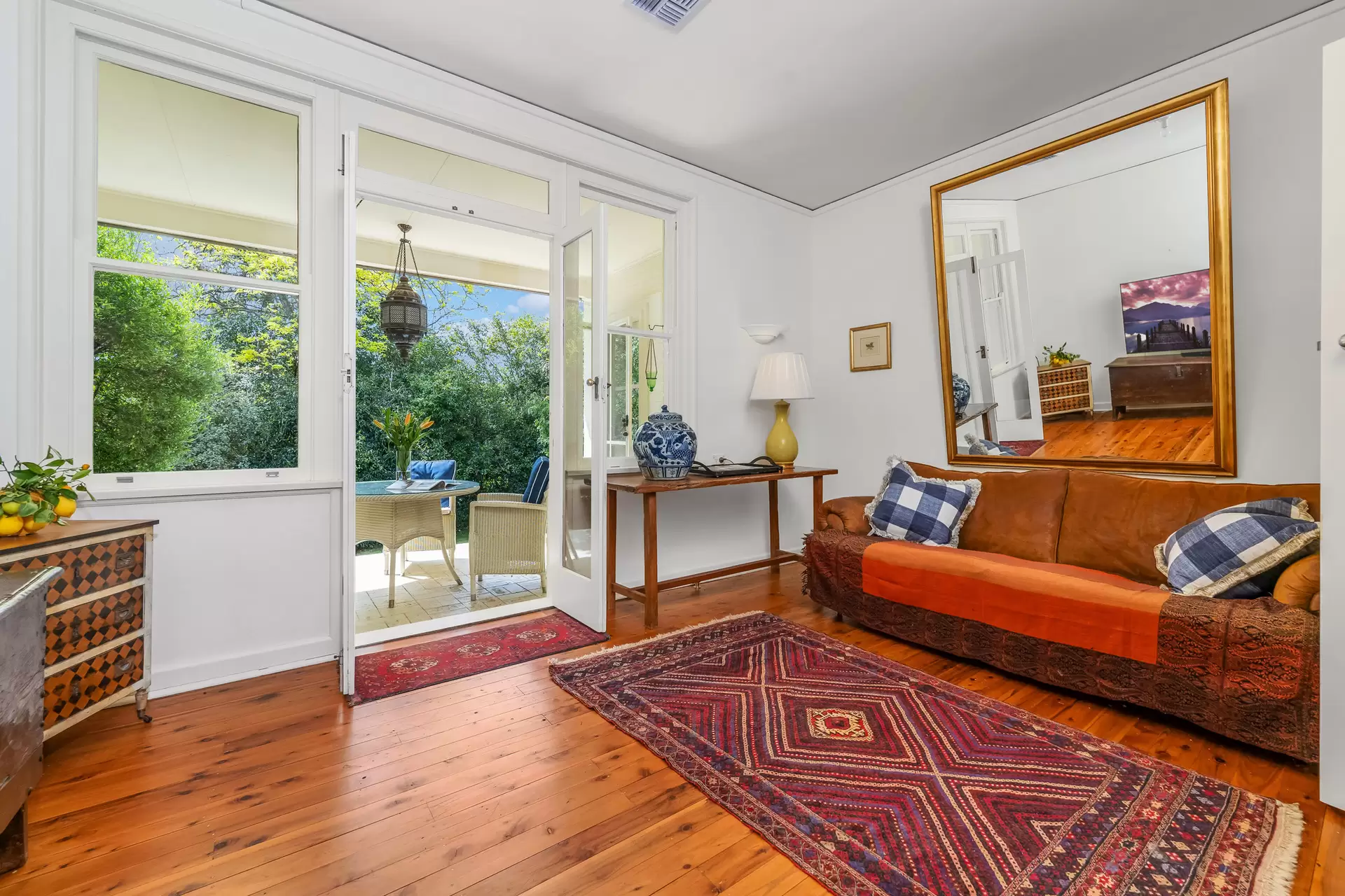 73 Bendooley Street, Bowral Sold by Drew Lindsay Sotheby's International Realty - image 6