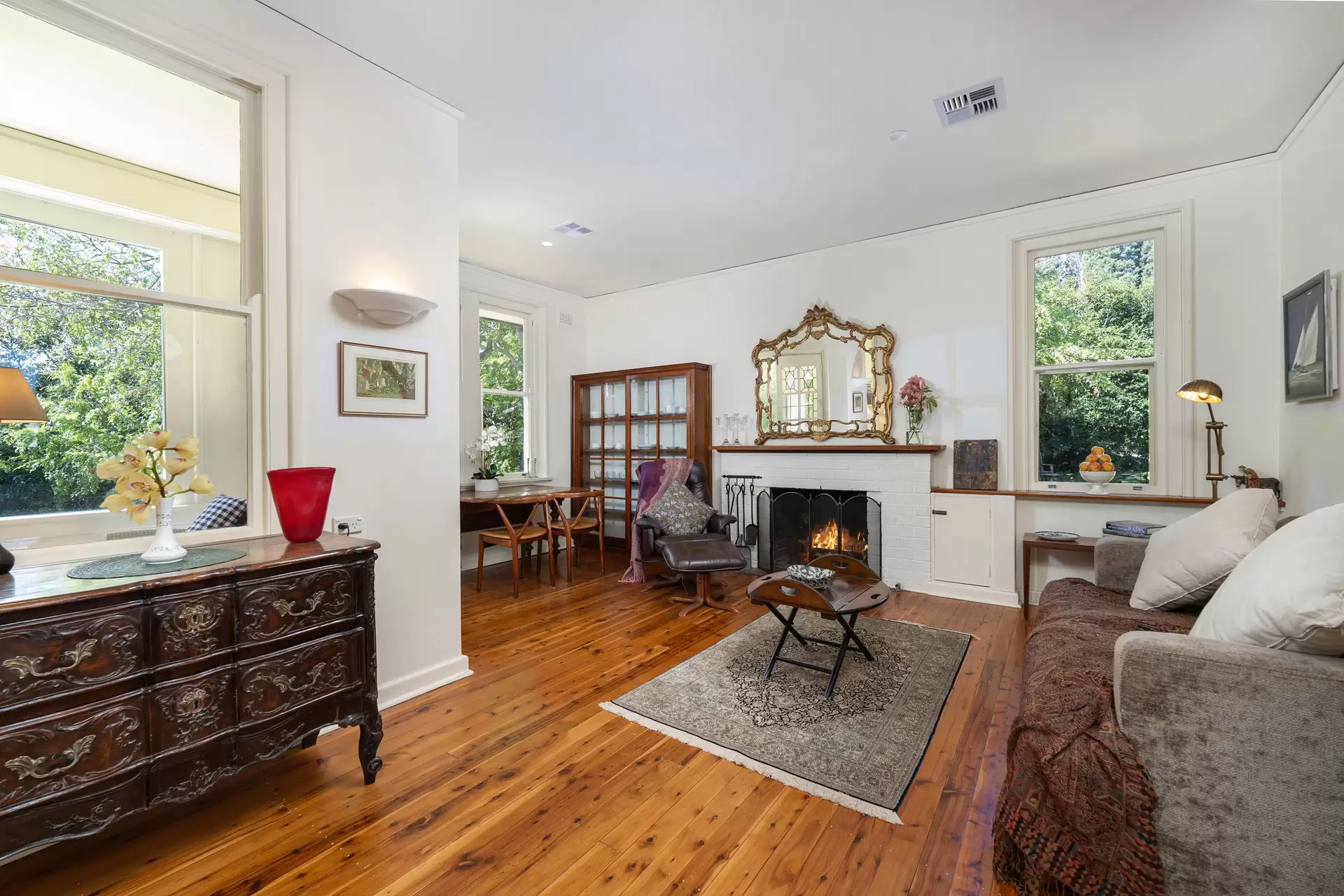 73 Bendooley Street, Bowral Sold by Drew Lindsay Sotheby's International Realty - image 4