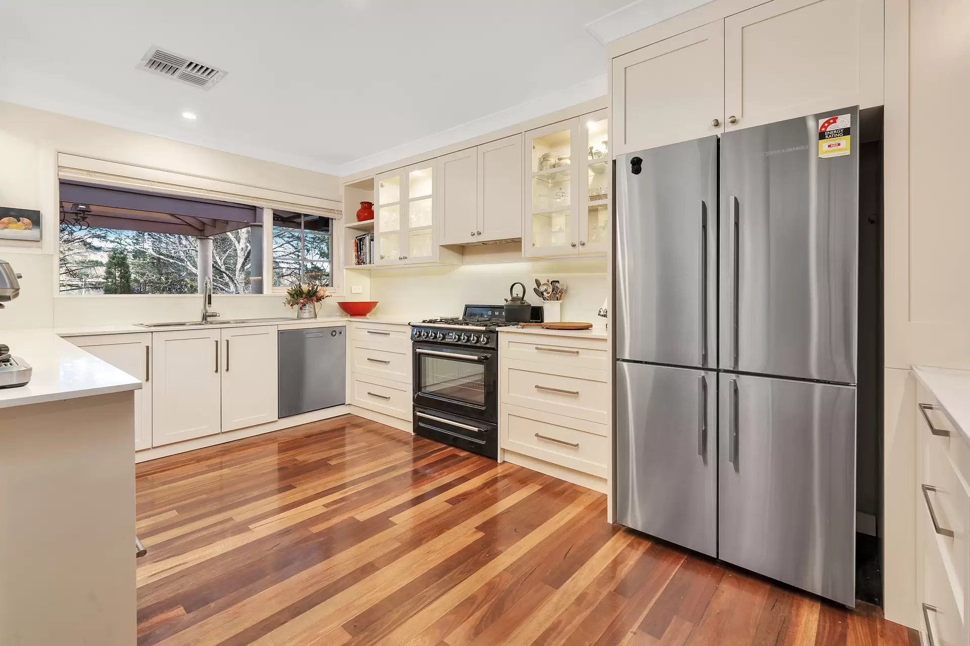 38 Centennial Road, Bowral Sold by Drew Lindsay Sotheby's International Realty - image 9