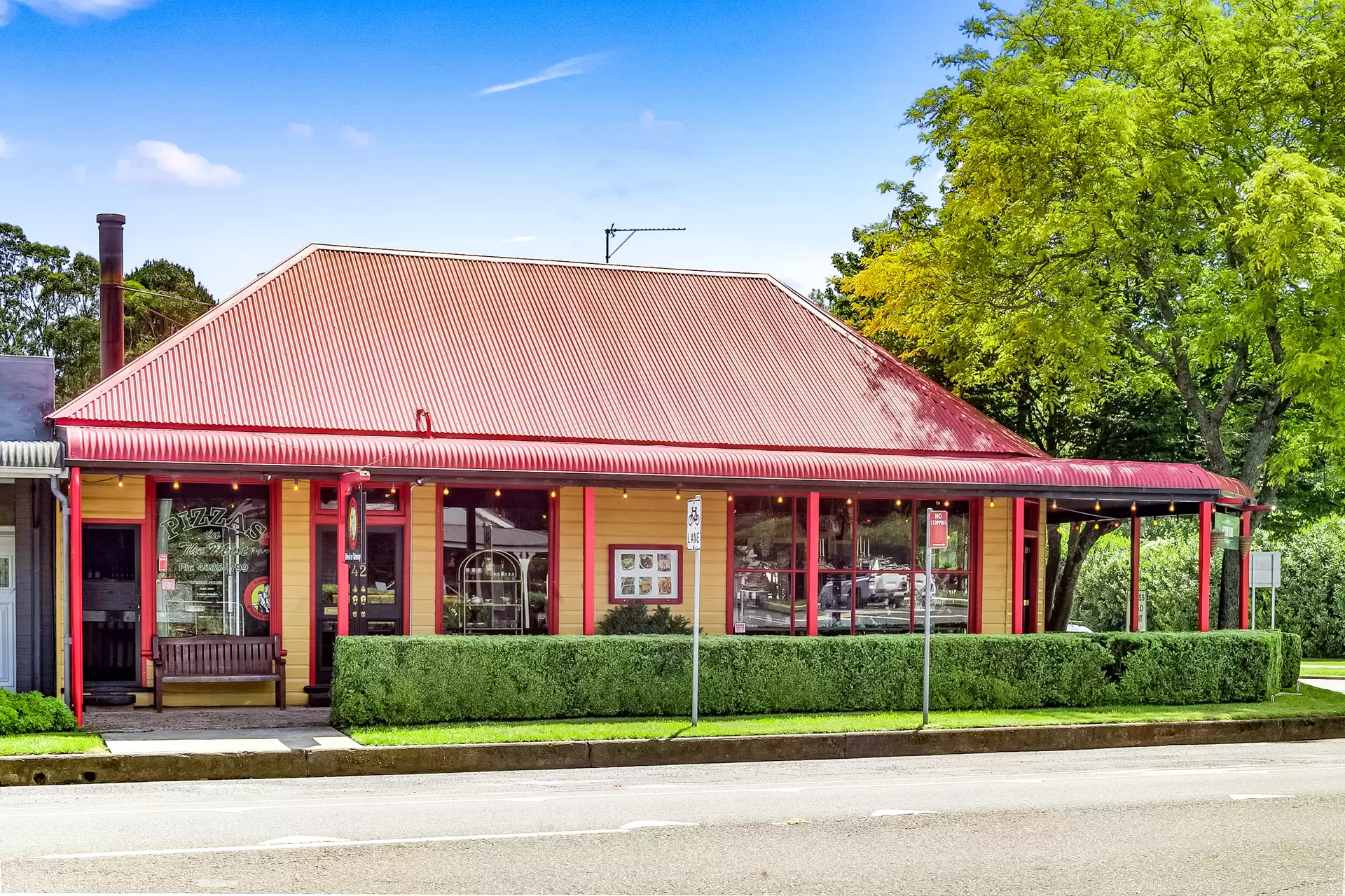 42 Hoddle Street, Robertson Sold by Drew Lindsay Sotheby's International Realty - image 2