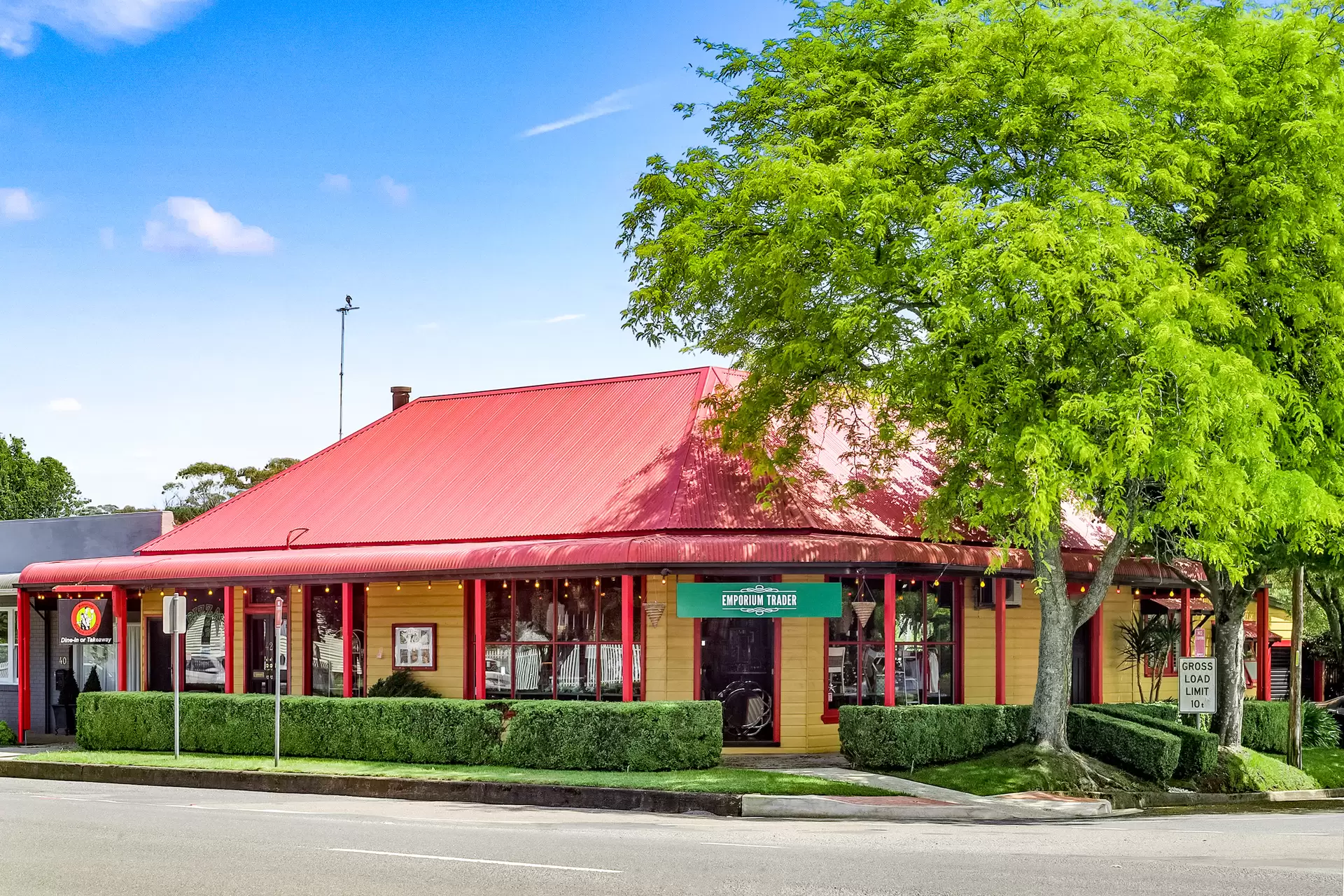 42 Hoddle Street, Robertson Sold by Drew Lindsay Sotheby's International Realty - image 1
