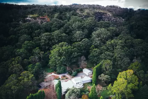 Bowral Sold by Drew Lindsay Sotheby's International Realty