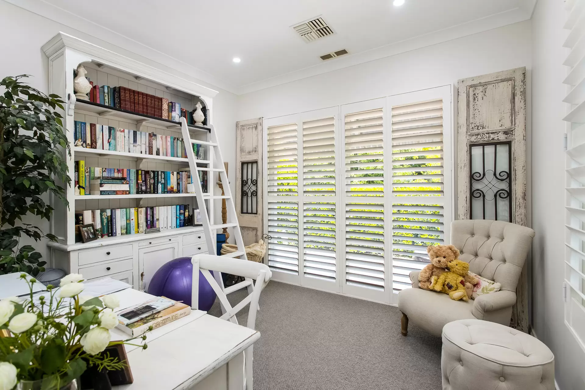 Avoca Sold by Drew Lindsay Sotheby's International Realty - image 14