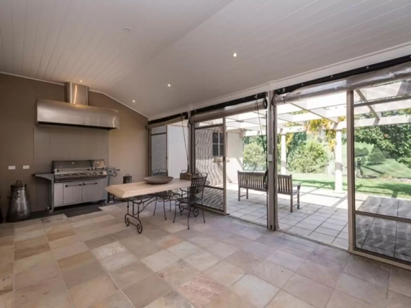 Exeter Sold by Drew Lindsay Sotheby's International Realty - image 14