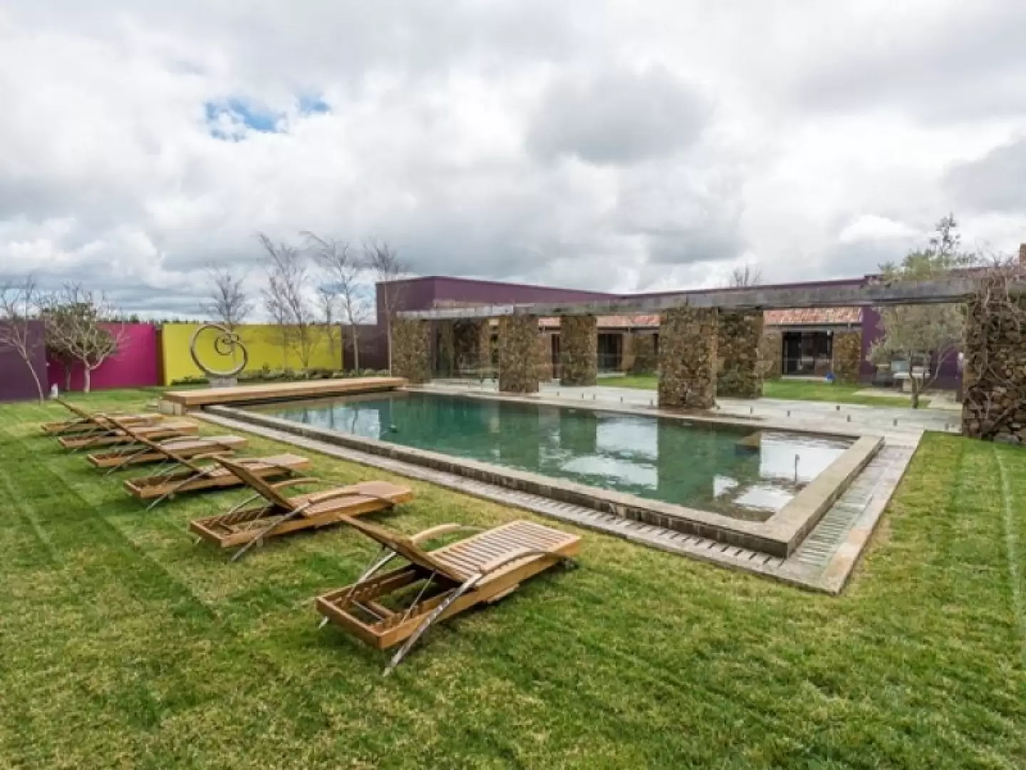Exeter Sold by Drew Lindsay Sotheby's International Realty - image 6