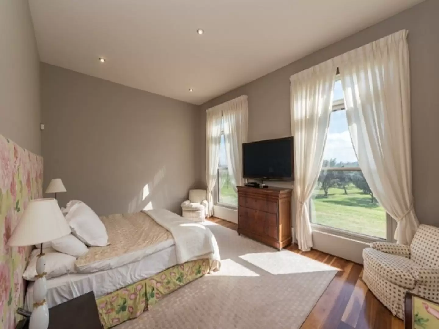 Exeter Sold by Drew Lindsay Sotheby's International Realty - image 12