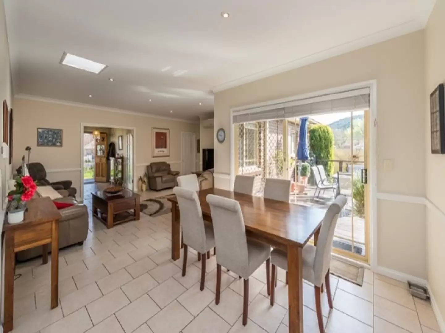 2B Glebe Street, Bowral Sold by Drew Lindsay Sotheby's International Realty - image 1