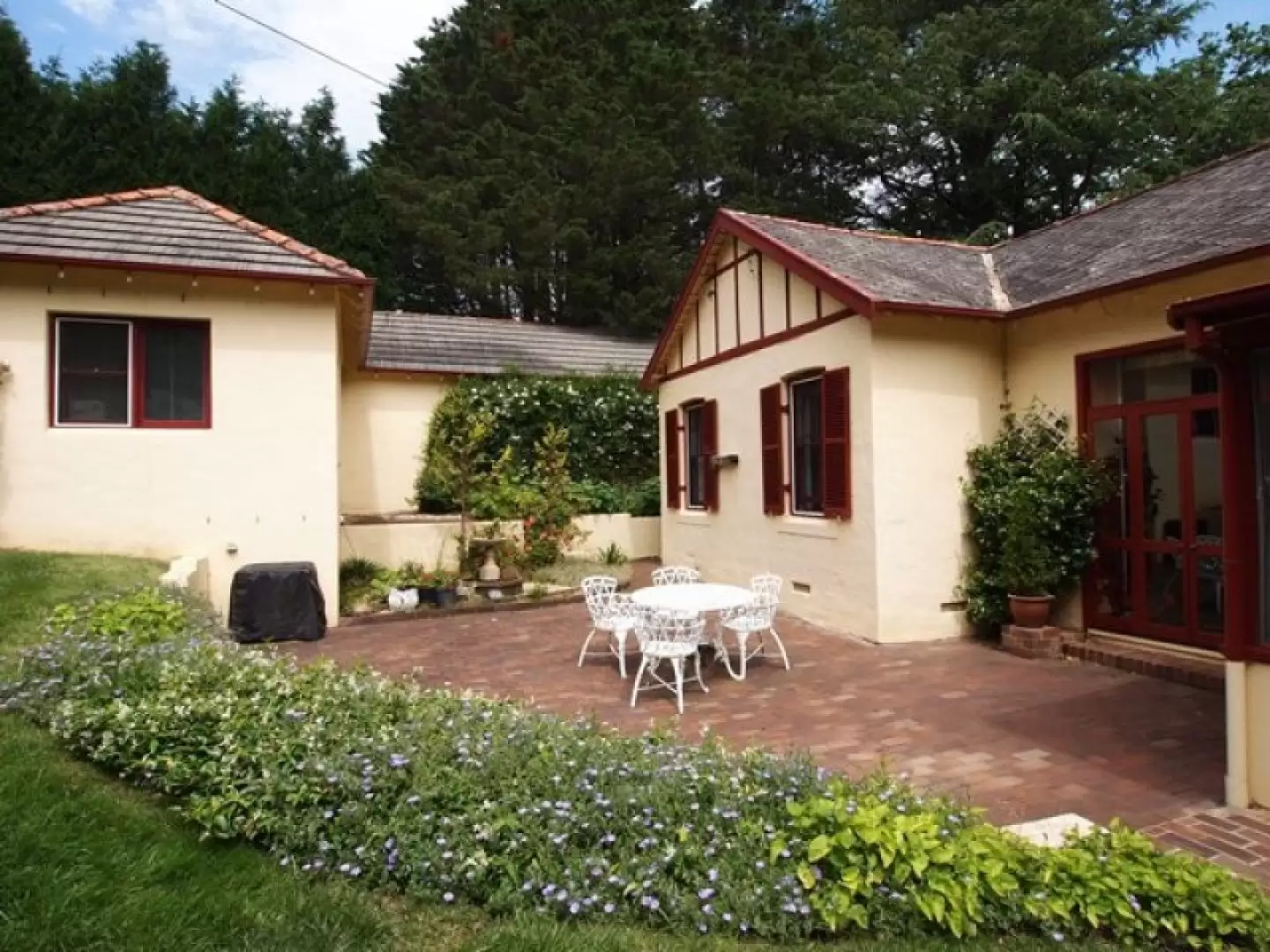 32 Queen Street, Bowral Sold by Drew Lindsay Sotheby's International Realty - image 3