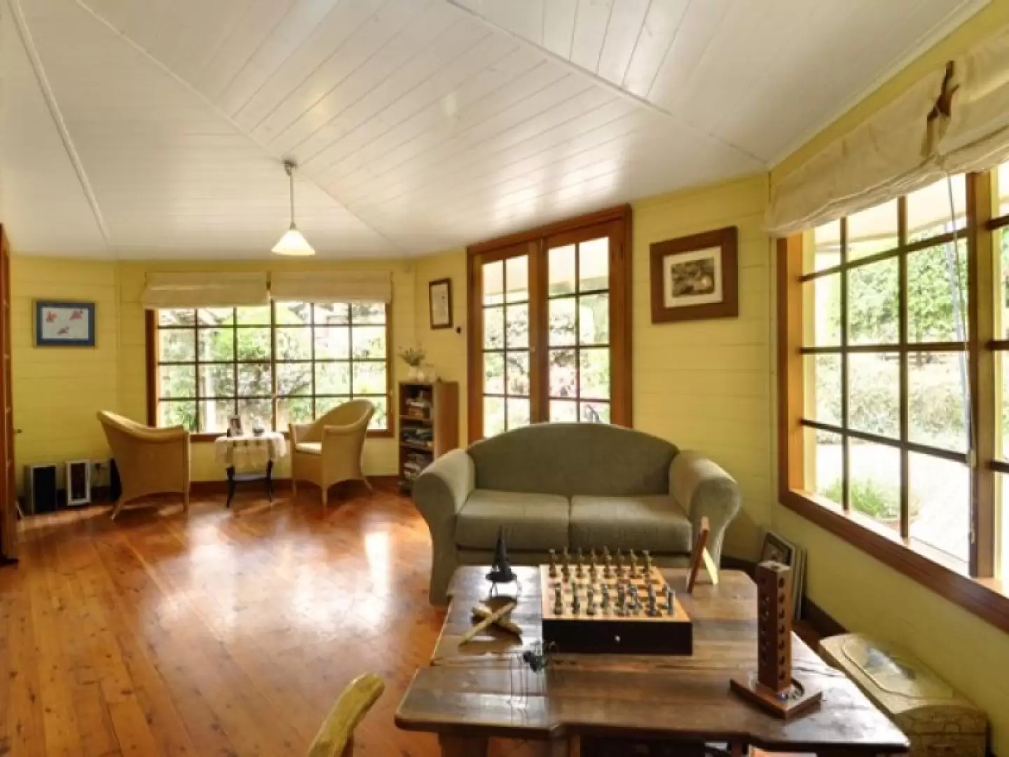 42 Oxley Drive, Bowral Sold by Drew Lindsay Sotheby's International Realty - image 4