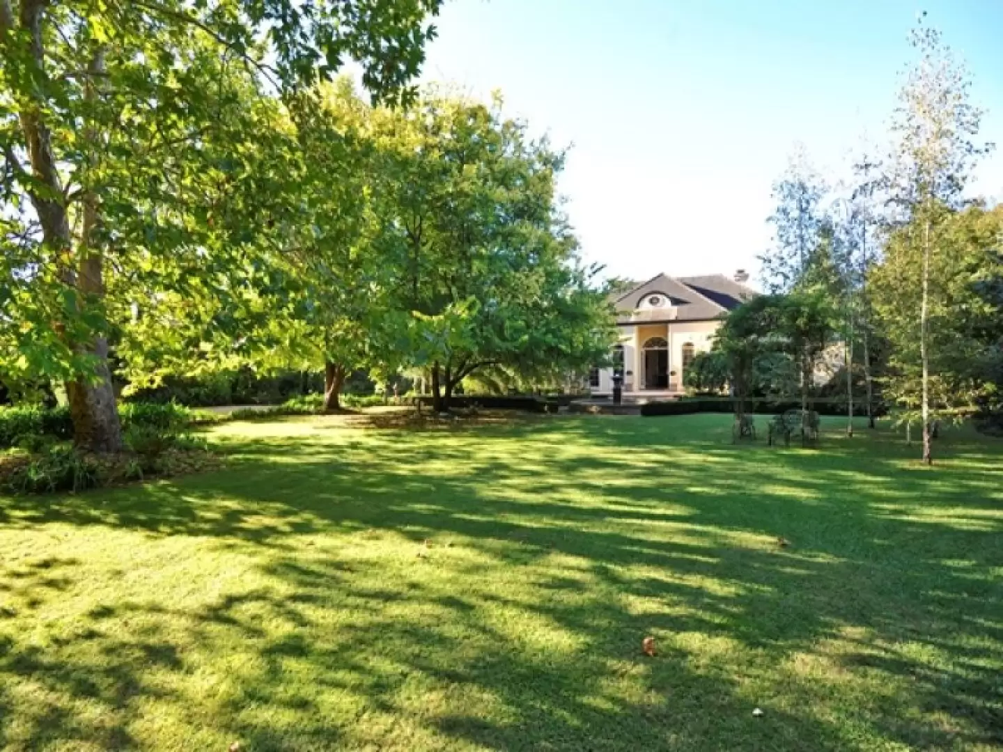 8 Werrington Street, Burradoo Sold by Drew Lindsay Sotheby's International Realty - image 1