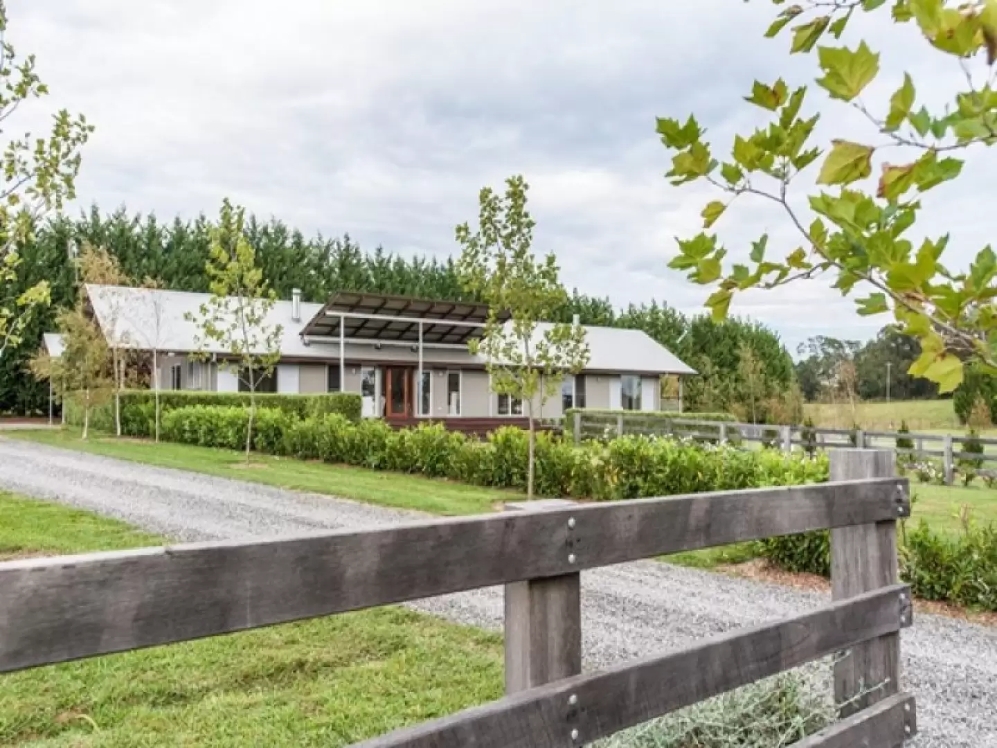 397 Old Argyle Road, Exeter Sold by Drew Lindsay Sotheby's International Realty - image 2