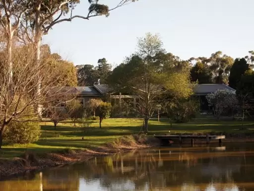 71 Blencowes Lane, Wildes Meadow Sold by Drew Lindsay Sotheby's International Realty