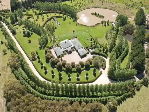 Sutton Forest Sold by Drew Lindsay Sotheby's International Realty