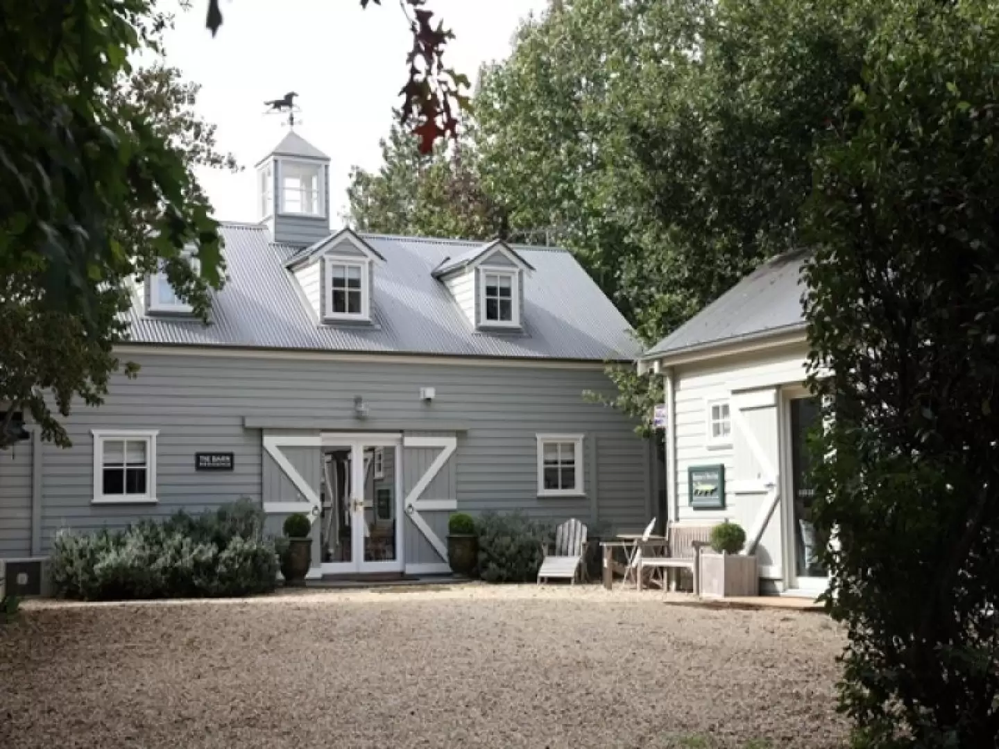 568 Ellsmore Road, Exeter Sold by Drew Lindsay Sotheby's International Realty - image 1