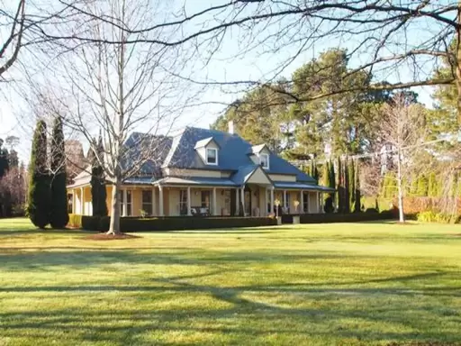 15 Patchway Place, Burradoo Sold by Drew Lindsay Sotheby's International Realty