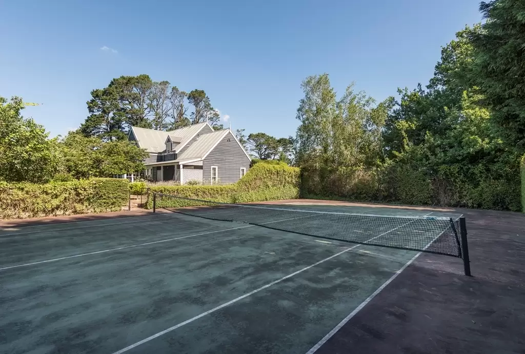 Exeter Sold by Drew Lindsay Sotheby's International Realty - image 11