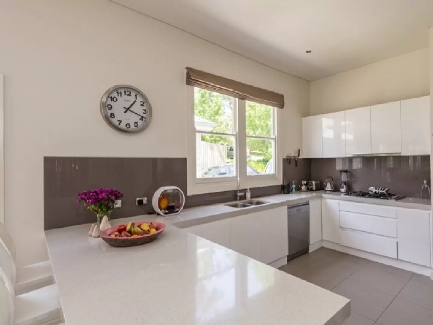 26 Elm Street, Bowral Sold by Drew Lindsay Sotheby's International Realty - image 4