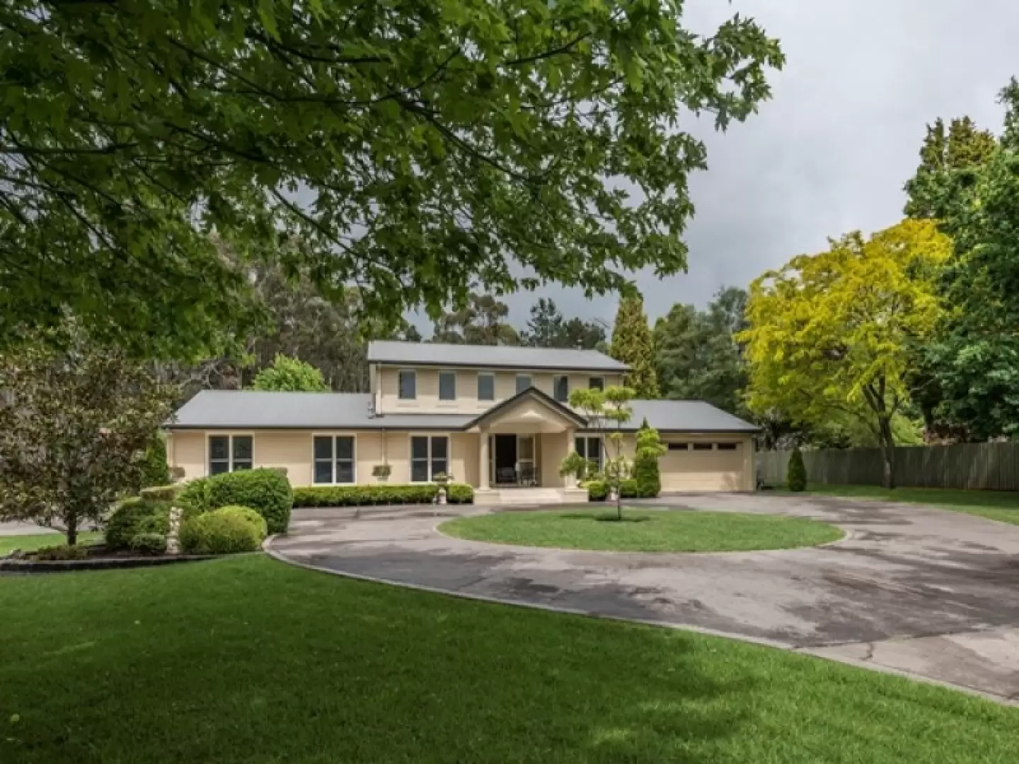 58 Centennial Road, Bowral Sold by Drew Lindsay Sotheby's International Realty - image 1