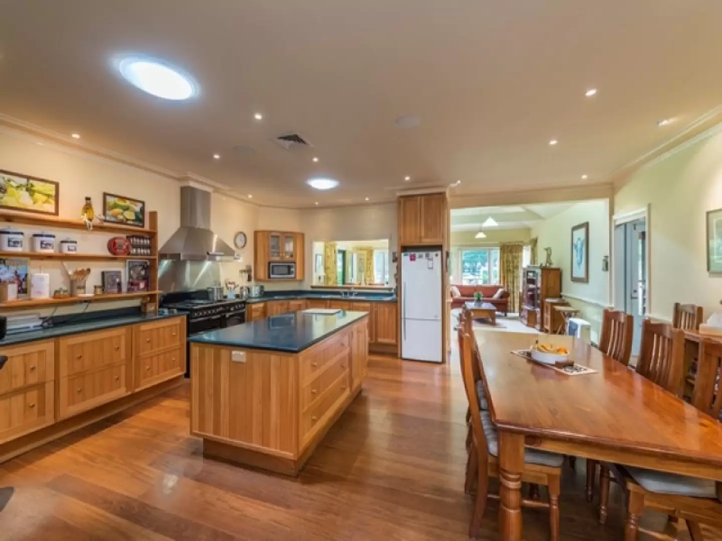 131 Wildes Meadow Road, Wildes Meadow Sold by Drew Lindsay Sotheby's International Realty - image 7