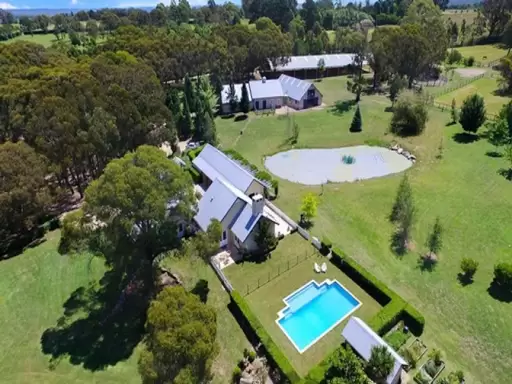 Bowral Sold by Drew Lindsay Sotheby's International Realty