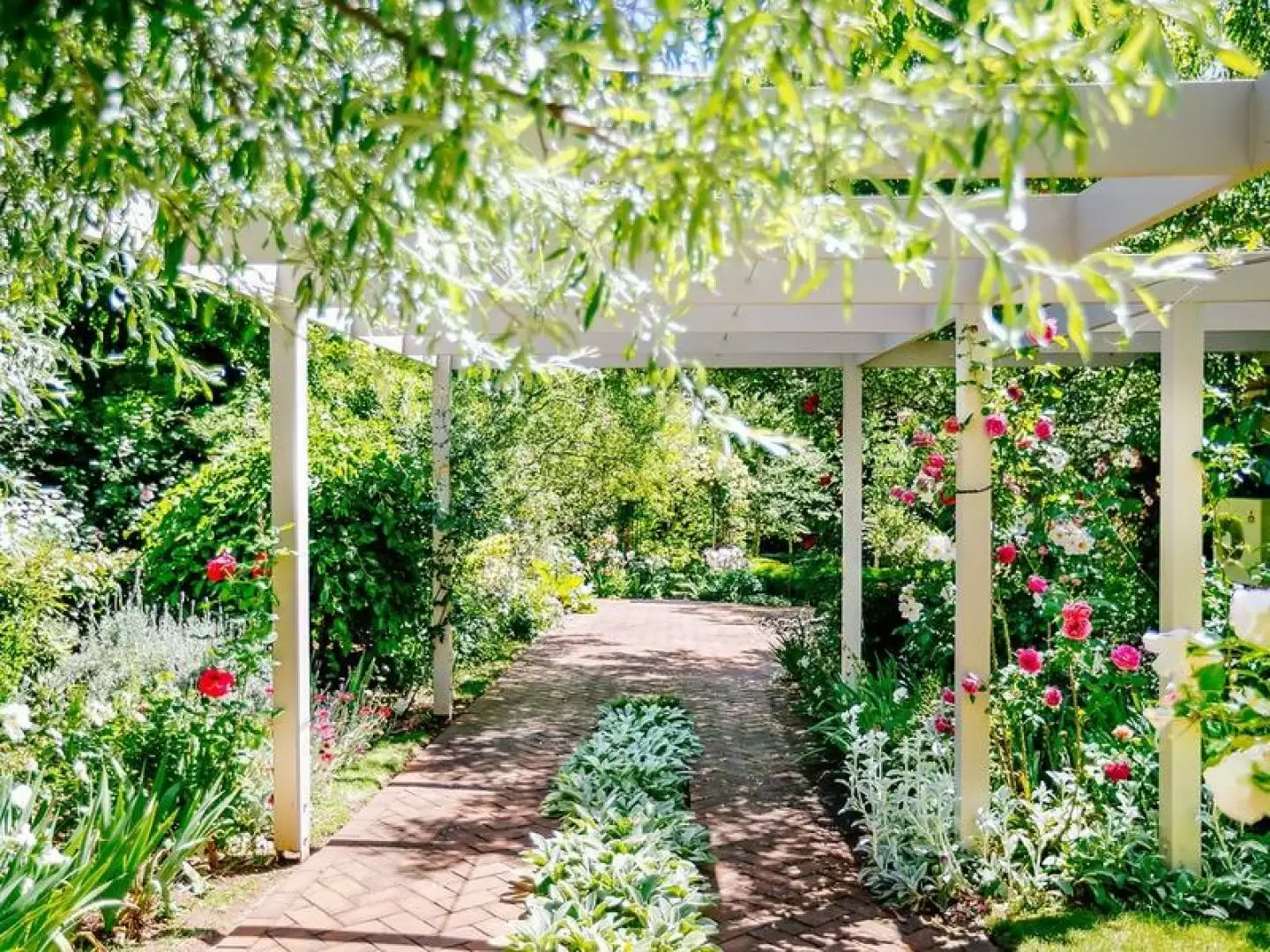 65 Mount Road, Bowral Sold by Drew Lindsay Sotheby's International Realty - image 21