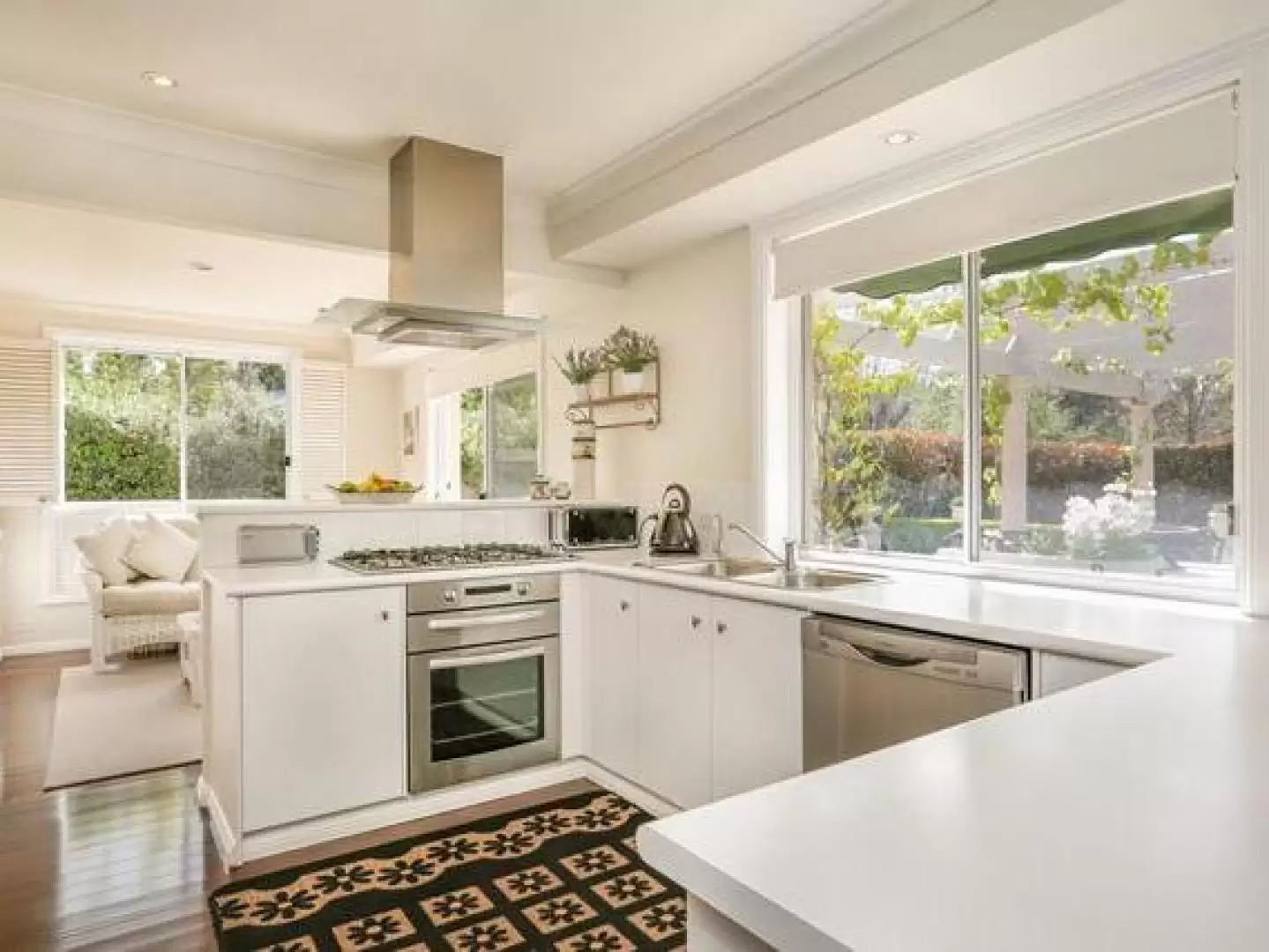 22a Charlotte Street, Burradoo Sold by Drew Lindsay Sotheby's International Realty - image 7