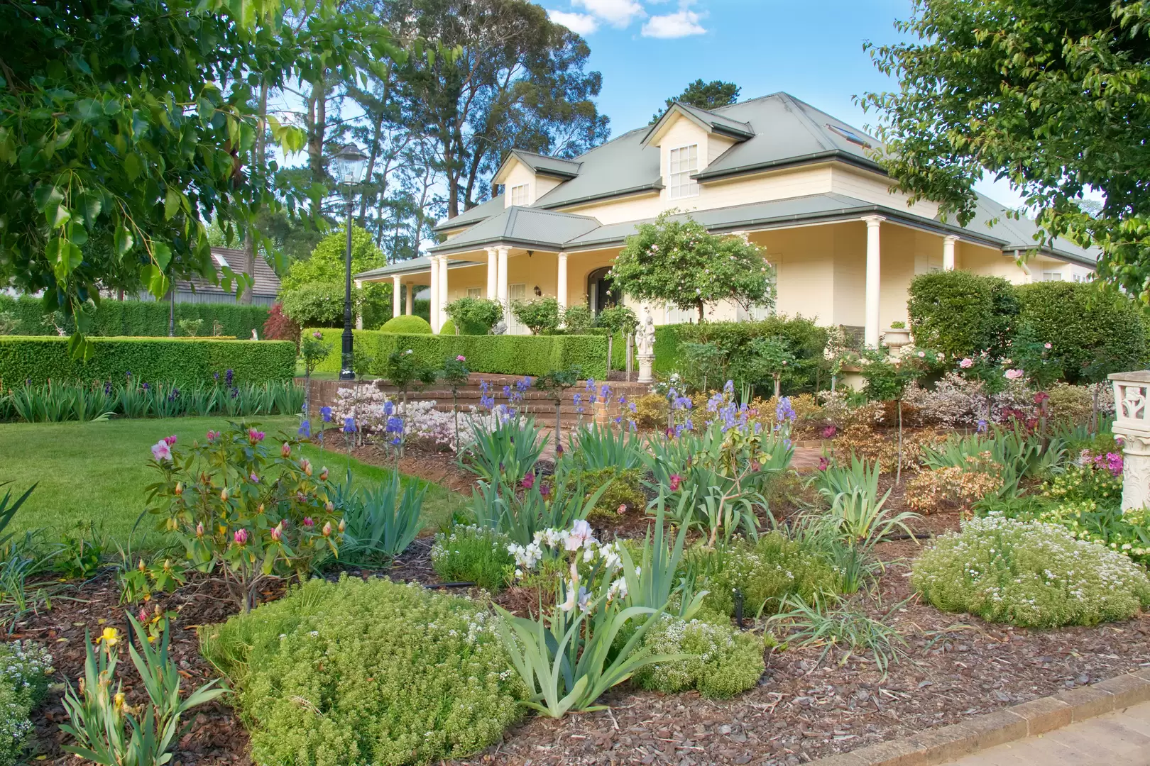 11 Patchway Place, Burradoo Sold by Drew Lindsay Sotheby's International Realty - image 2