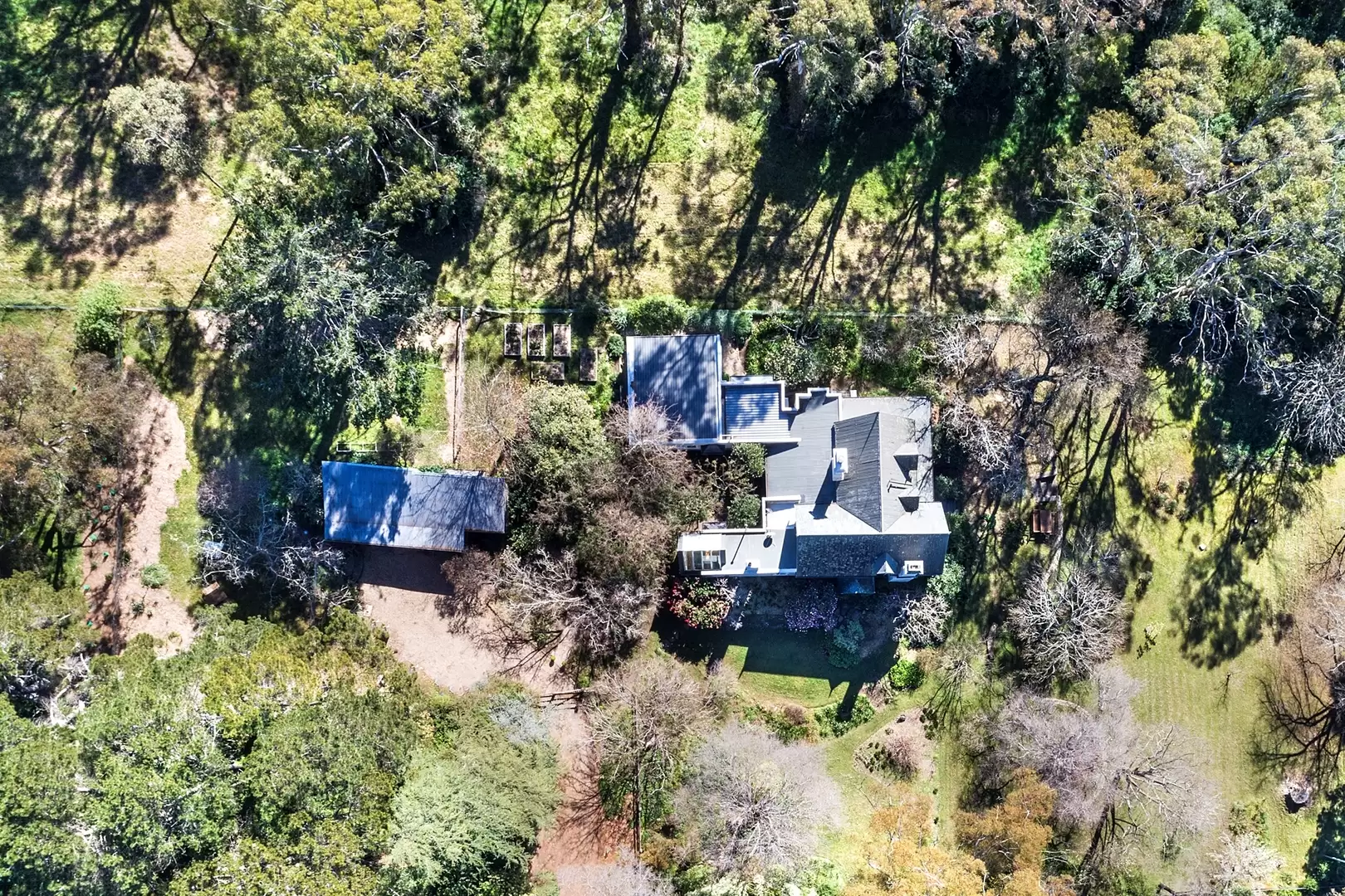 5 Crago Lane, Bowral Sold by Drew Lindsay Sotheby's International Realty - image 23