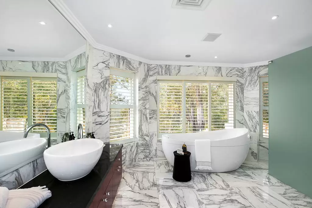 Exeter Sold by Drew Lindsay Sotheby's International Realty - image 11