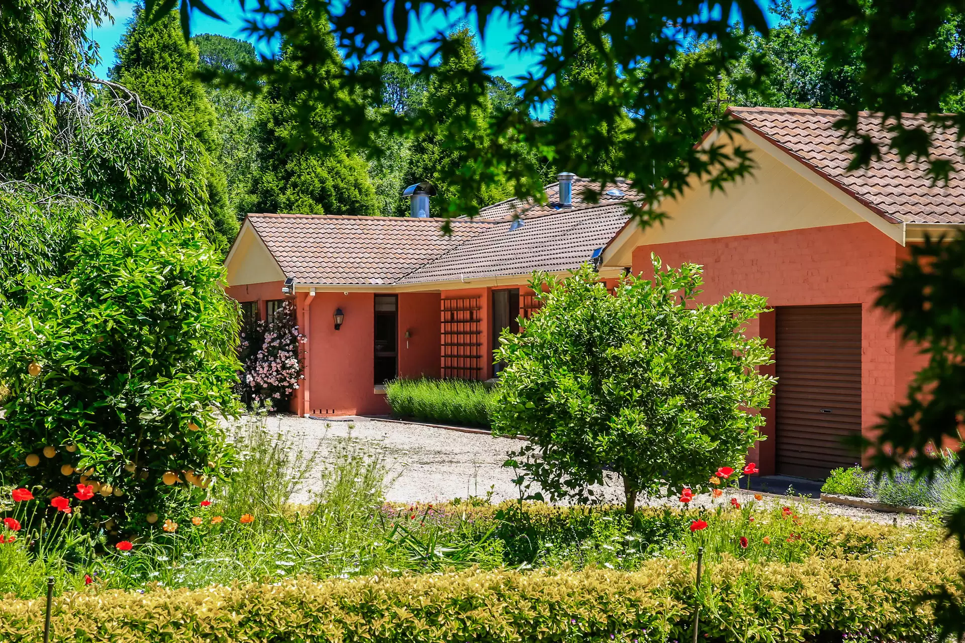 20 Sullivan Road, Burradoo Sold by Drew Lindsay Sotheby's International Realty - image 4