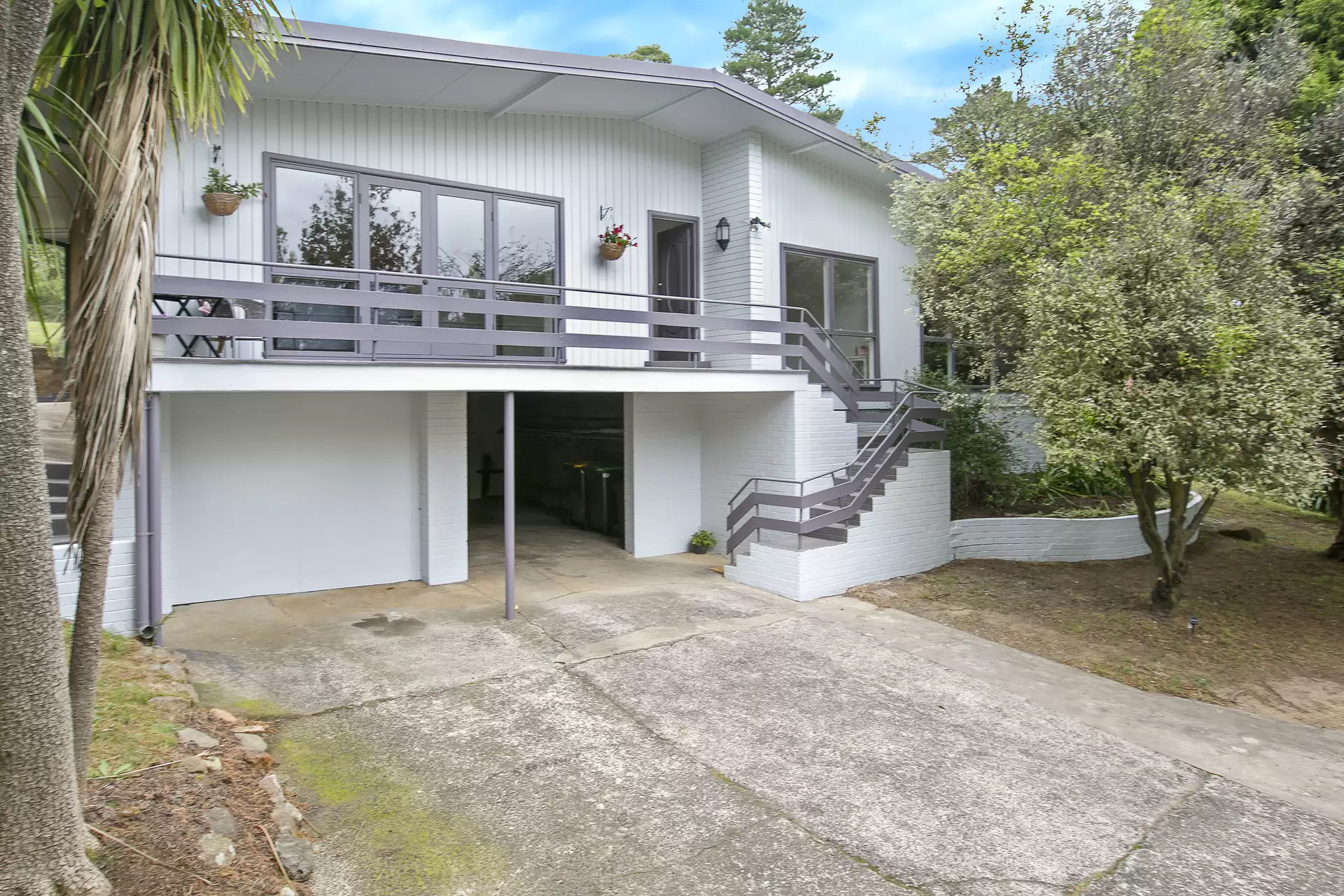 94 Mittagong Road, Bowral Sold by Drew Lindsay Sotheby's International Realty - image 2