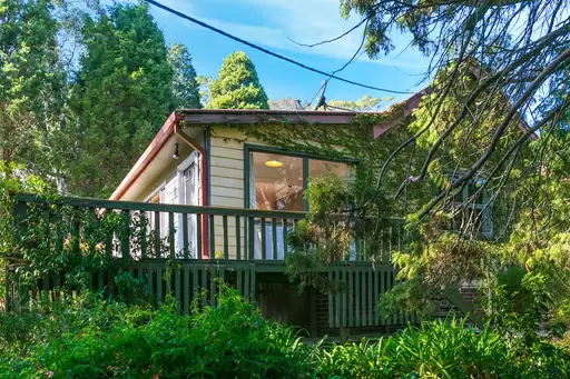 8 Tulloona Avenue, Bowral Sold by Drew Lindsay Sotheby's International Realty