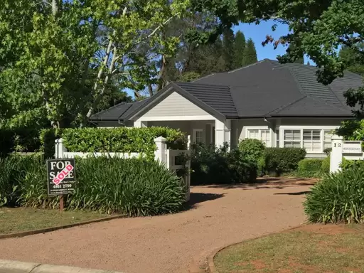 12 Patchway Place, Burradoo Sold by Drew Lindsay Sotheby's International Realty