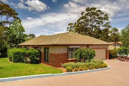 1/19-23 Oaklands Street, Mittagong Sold by Drew Lindsay Sotheby's International Realty