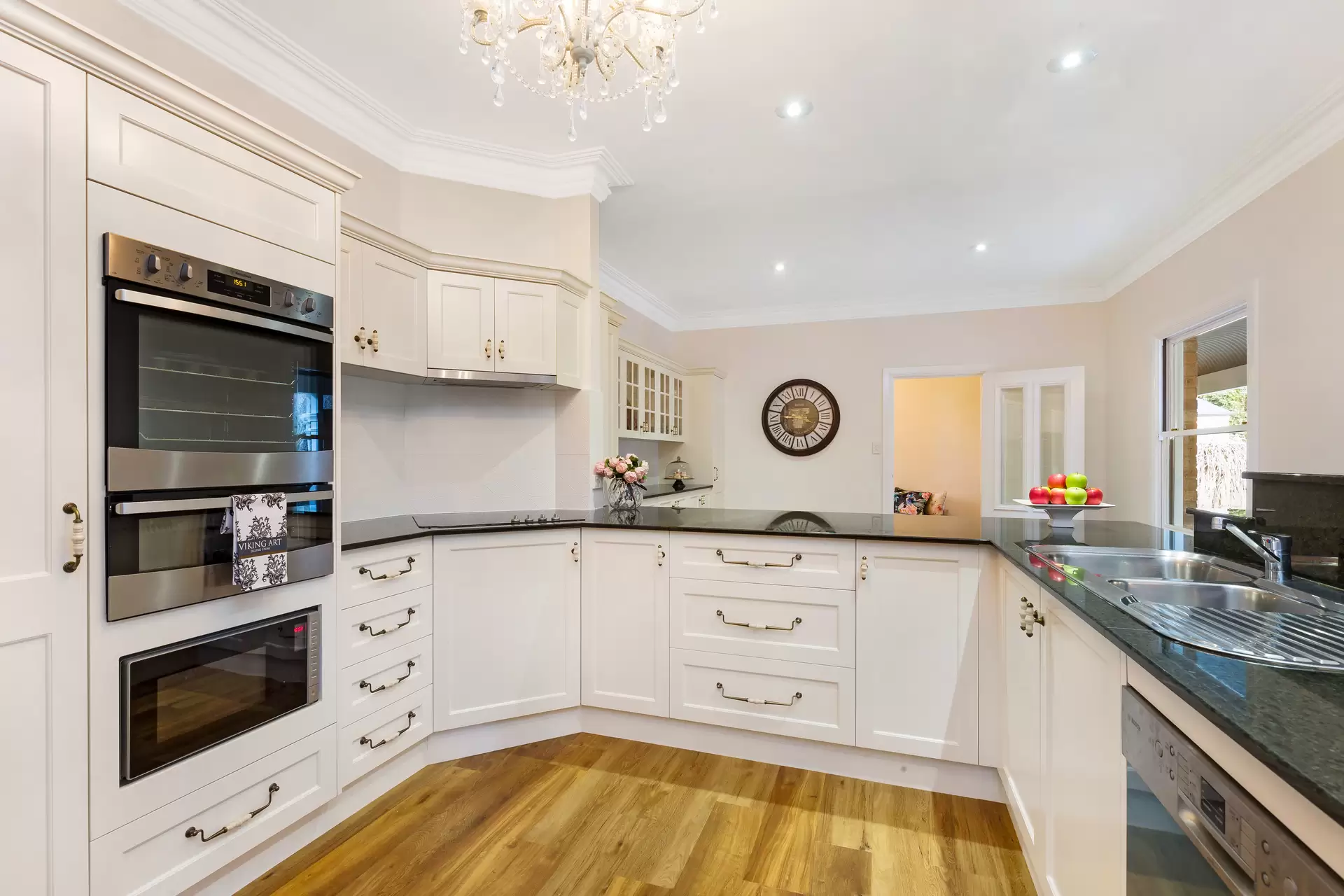 145 Osborne Road, Burradoo Sold by Drew Lindsay Sotheby's International Realty - image 7