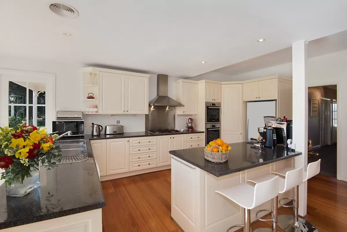 Fitzroy Falls Sold by Drew Lindsay Sotheby's International Realty - image 7