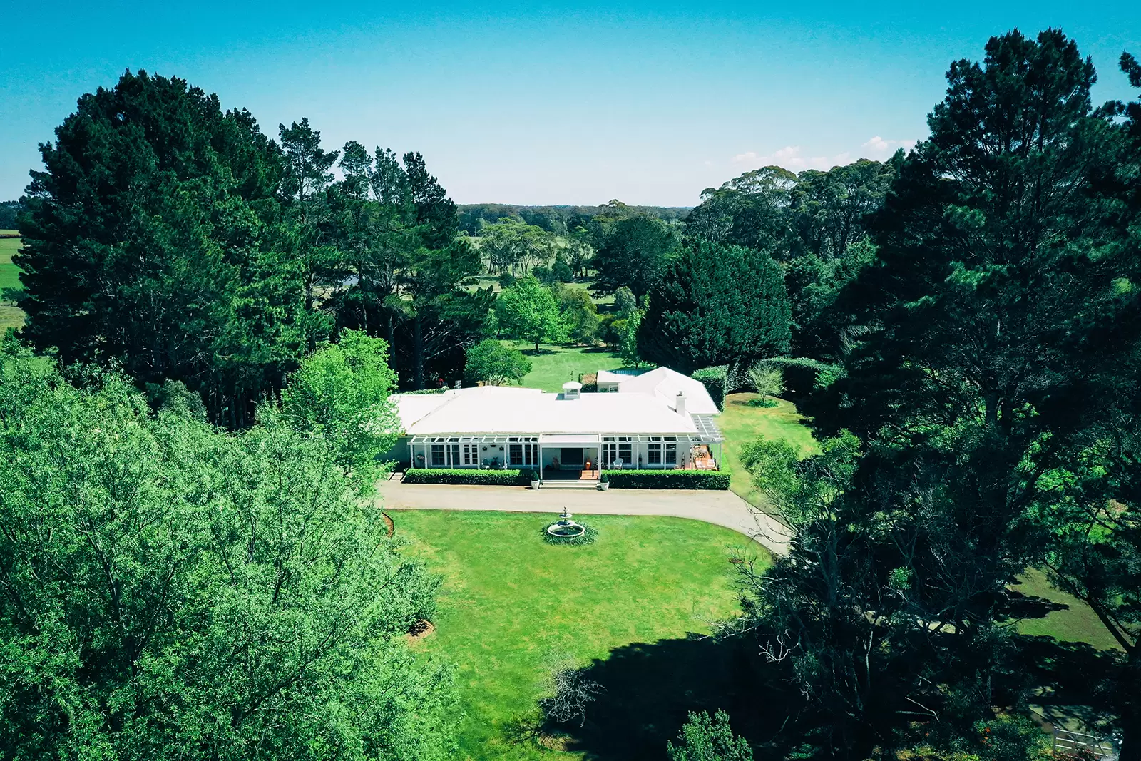 14 Devon Road, Exeter Sold by Drew Lindsay Sotheby's International Realty - image 2