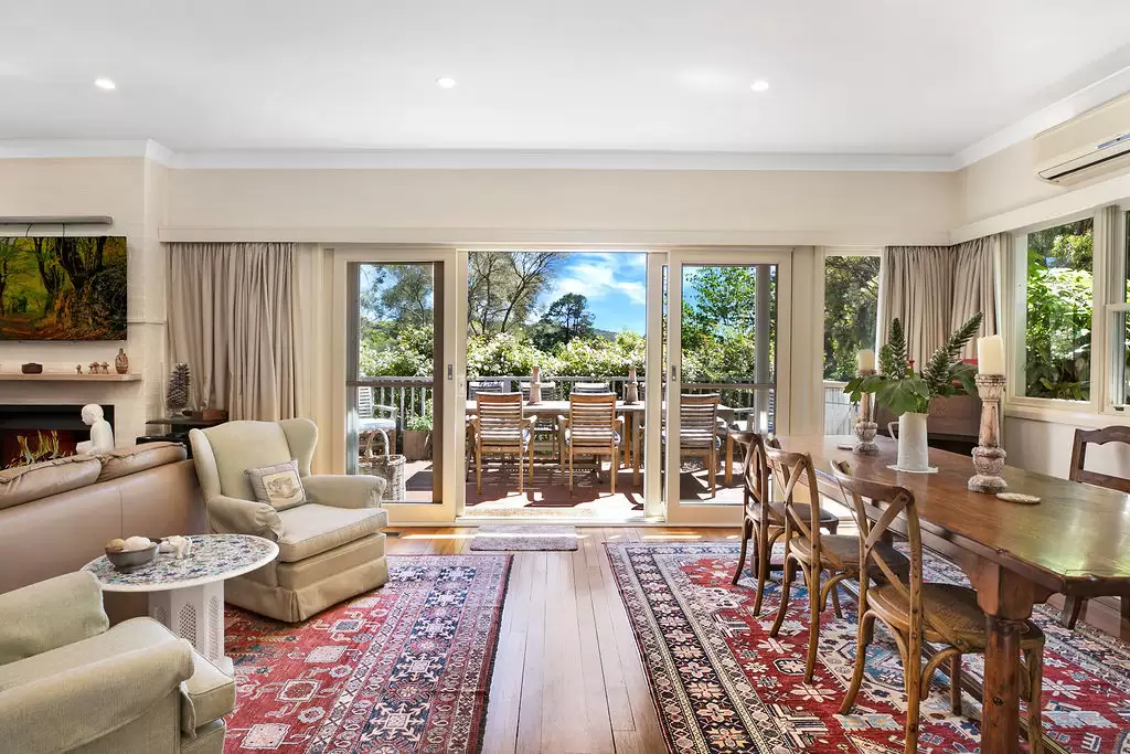 63 Mount Road, Bowral Sold by Drew Lindsay Sotheby's International Realty - image 8