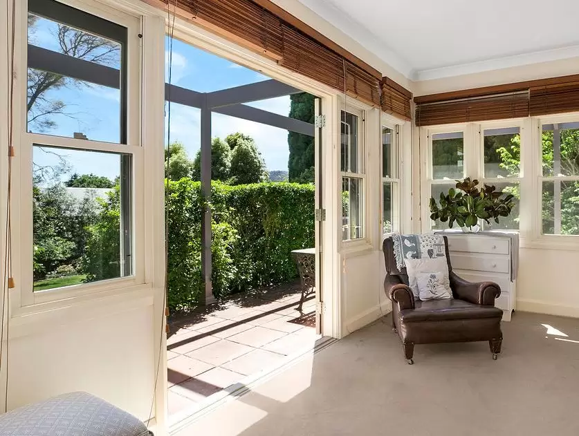63 Mount Road, Bowral Sold by Drew Lindsay Sotheby's International Realty - image 3