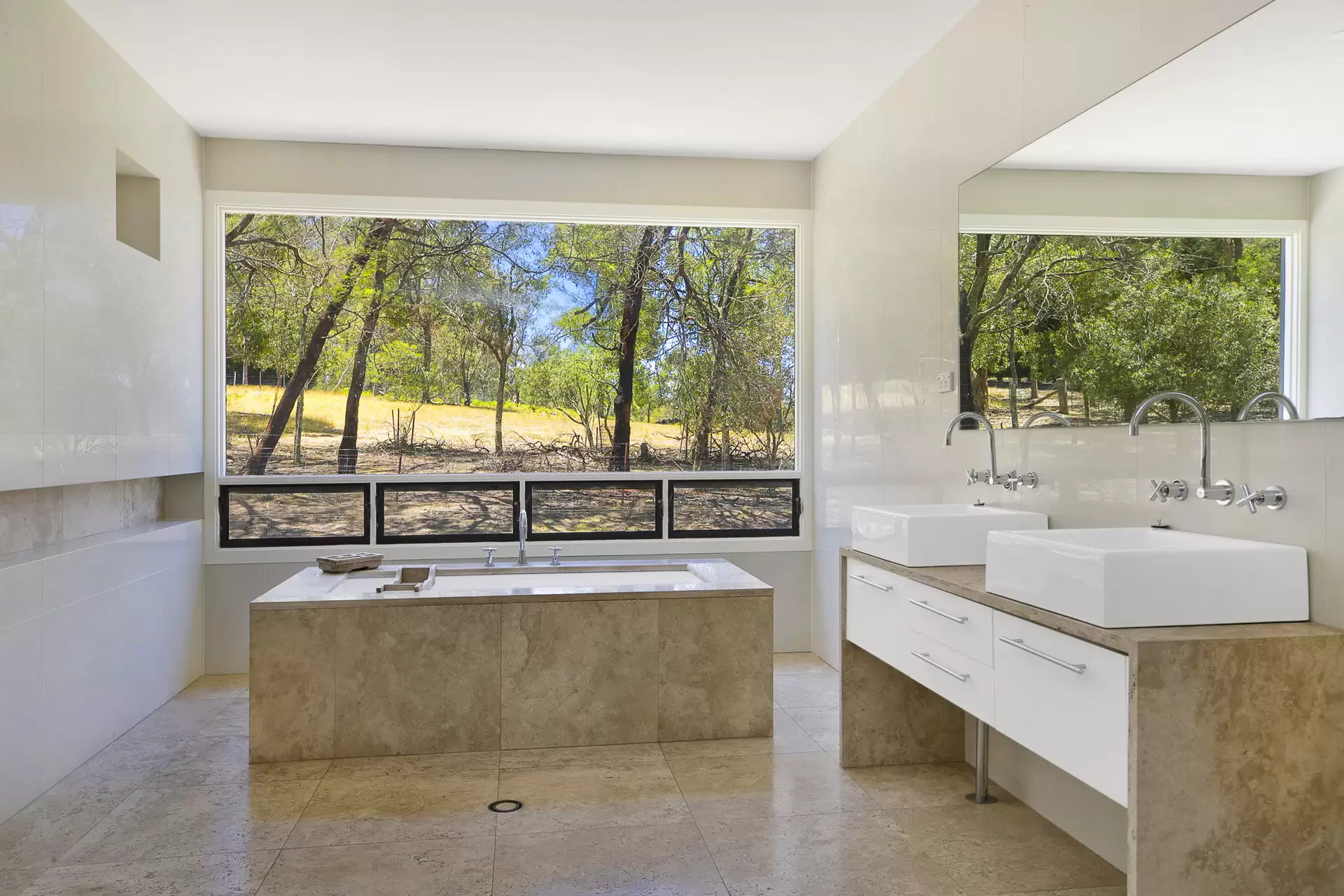 Bundanoon Sold by Drew Lindsay Sotheby's International Realty - image 9