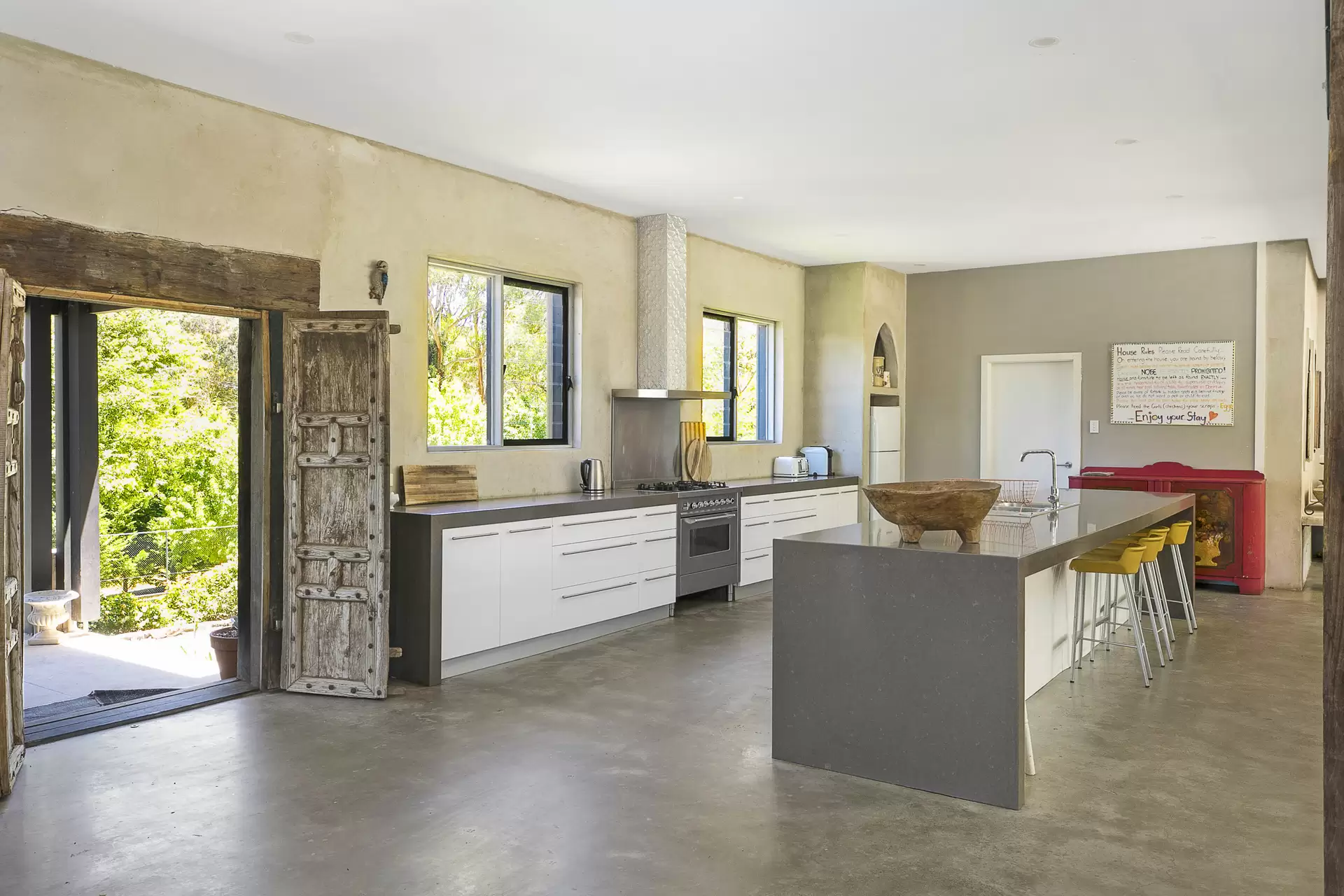 Bundanoon Sold by Drew Lindsay Sotheby's International Realty - image 5