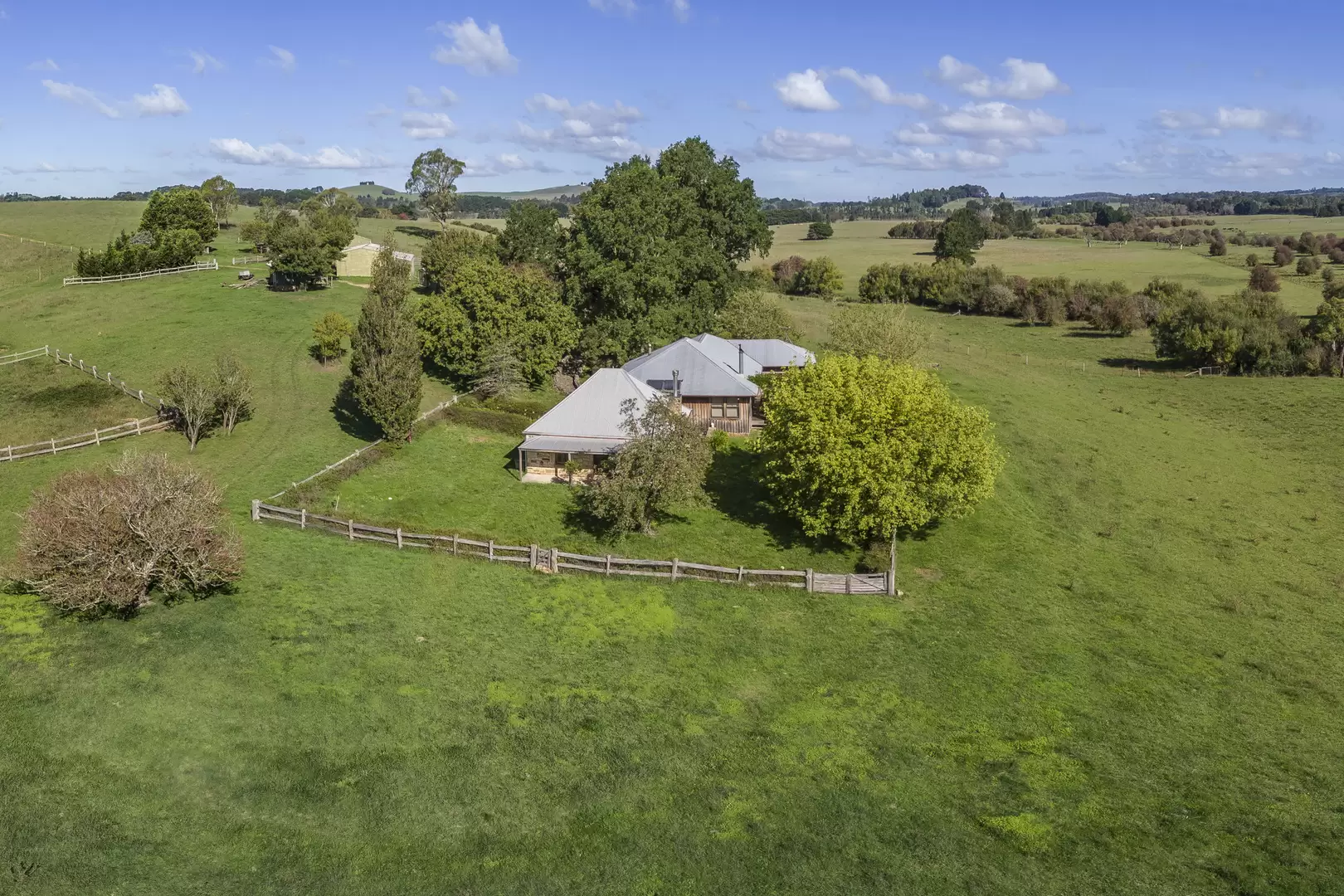 Sutton Forest Sold by Drew Lindsay Sotheby's International Realty - image 2