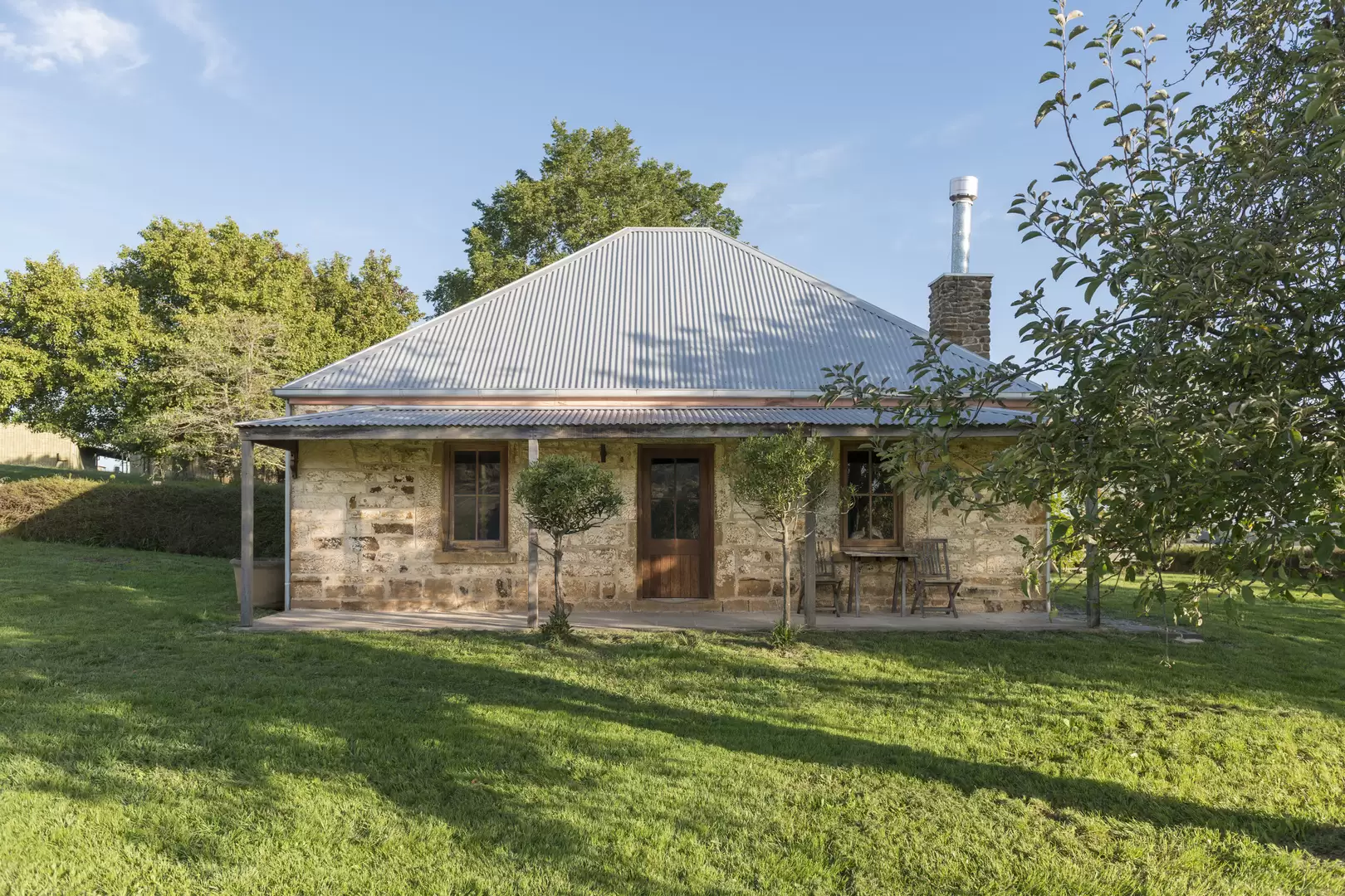 Sutton Forest Sold by Drew Lindsay Sotheby's International Realty - image 3