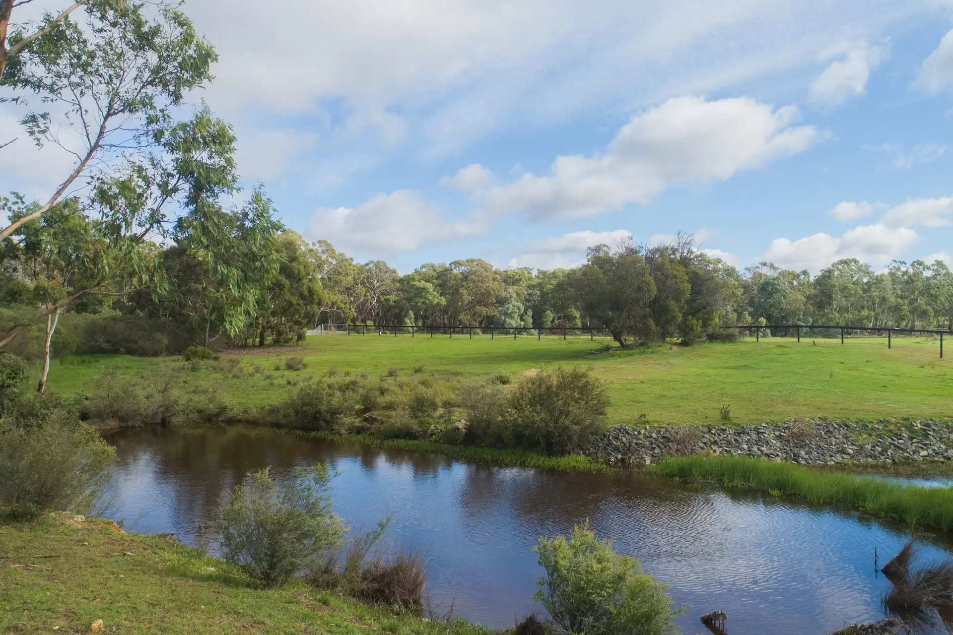 48 Myruna Drive, Marulan Sold by Drew Lindsay Sotheby's International Realty - image 4