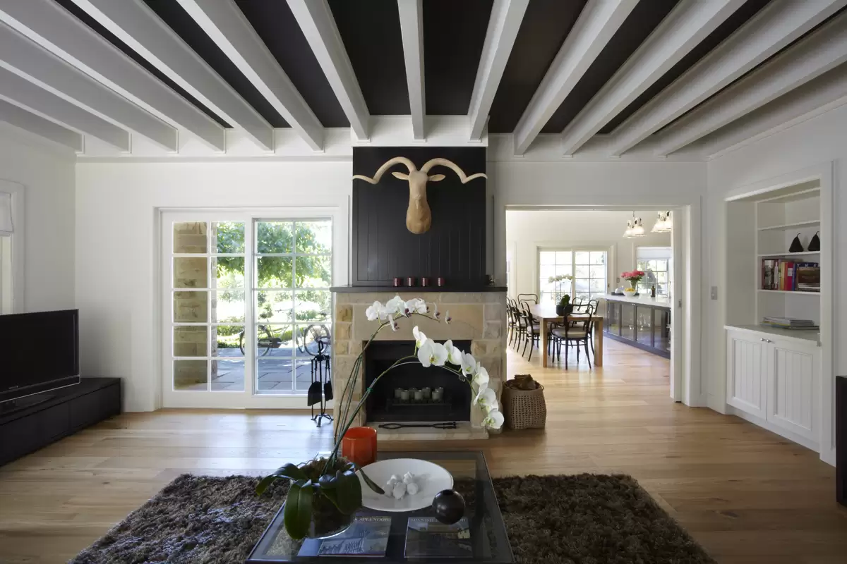 188 Oxley Drive, Mittagong Sold by Drew Lindsay Sotheby's International Realty - image 2