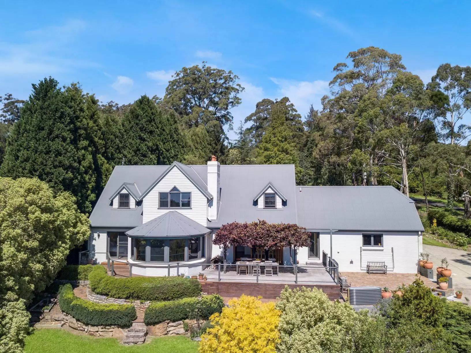 189 Oxley Drive, Mittagong Sold by Drew Lindsay Sotheby's International Realty - image 1