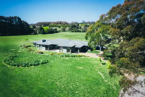 5 Carmen Lane, Exeter Sold by Drew Lindsay Sotheby's International Realty