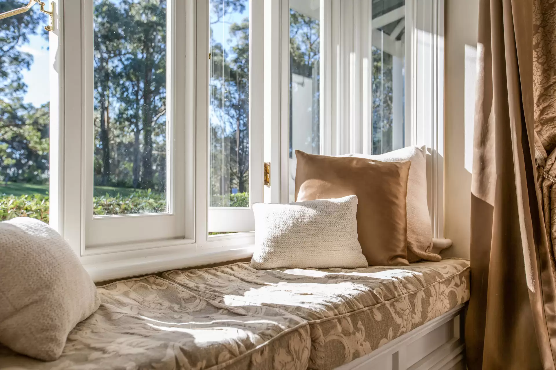 Avoca Sold by Drew Lindsay Sotheby's International Realty - image 11