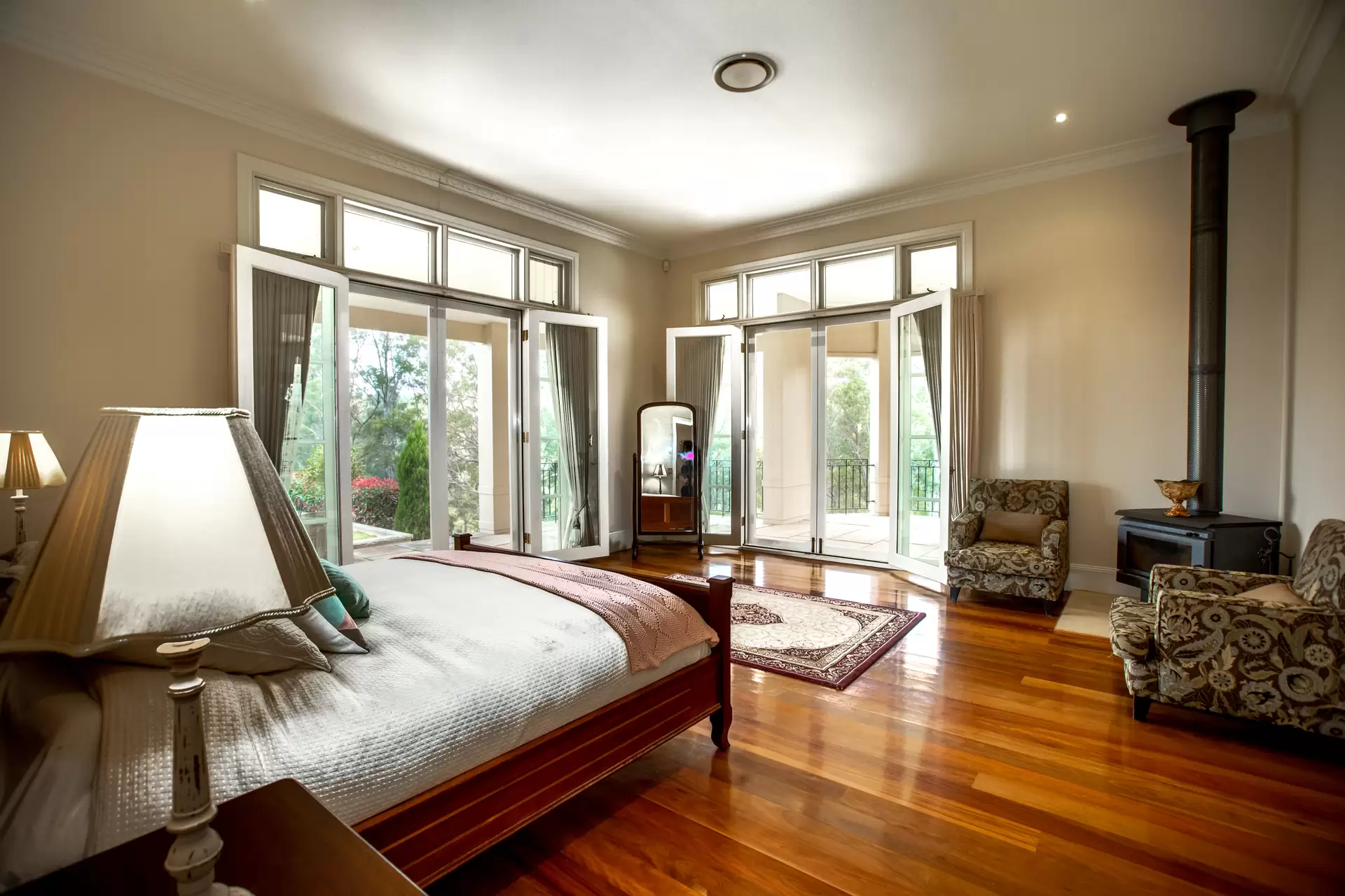 Manchester Square Sold by Drew Lindsay Sotheby's International Realty - image 18
