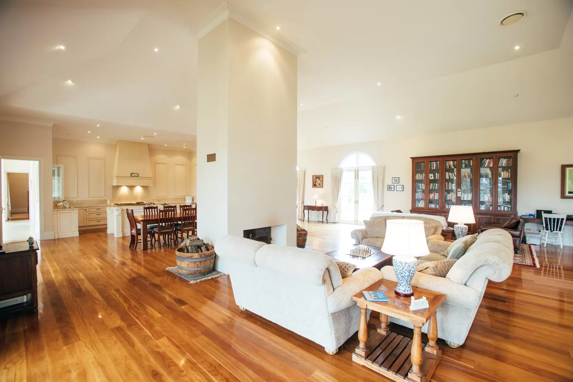 Manchester Square Sold by Drew Lindsay Sotheby's International Realty - image 12
